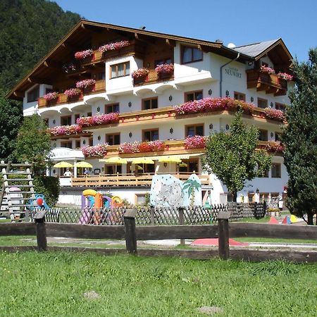 Hotel Neuwirt เคิร์ชดอร์ฟ อิน ทิโรล ภายนอก รูปภาพ