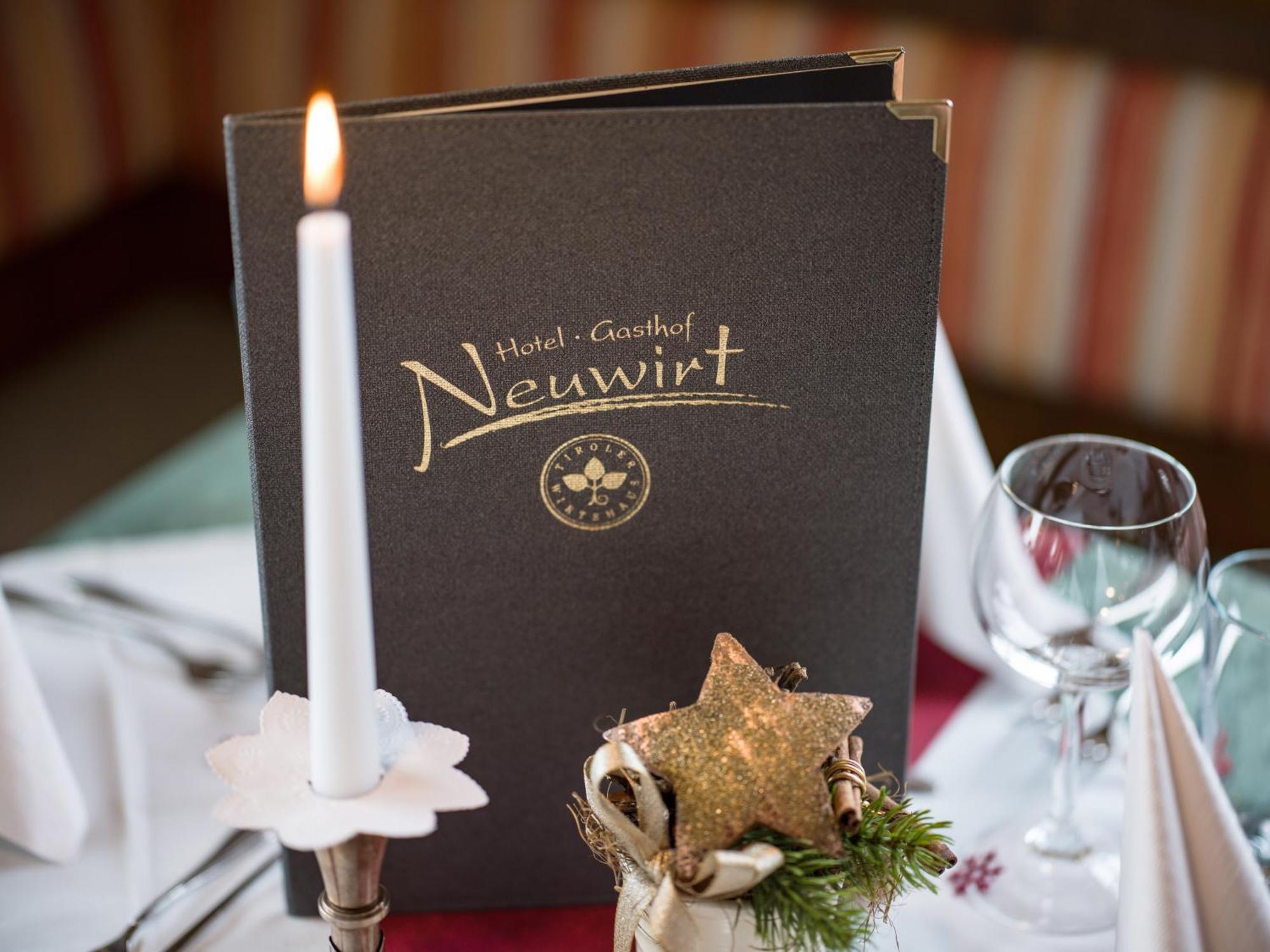 Hotel Neuwirt เคิร์ชดอร์ฟ อิน ทิโรล ภายนอก รูปภาพ
