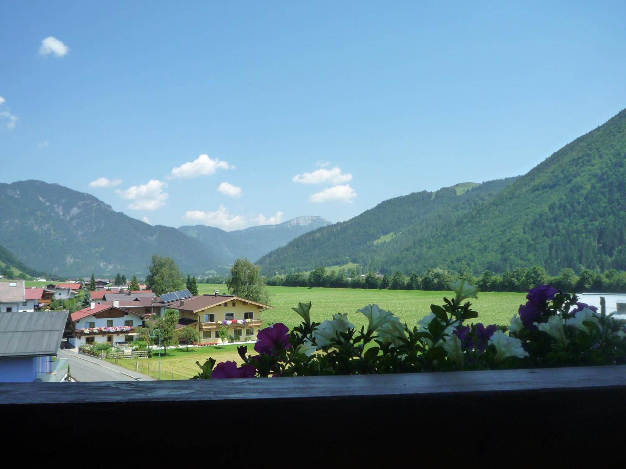 Hotel Neuwirt เคิร์ชดอร์ฟ อิน ทิโรล ภายนอก รูปภาพ