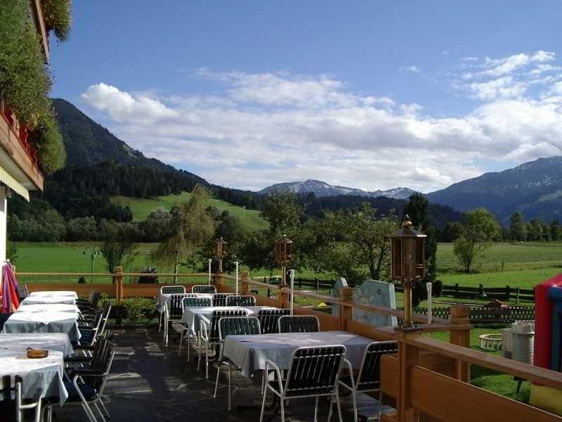 Hotel Neuwirt เคิร์ชดอร์ฟ อิน ทิโรล ภายนอก รูปภาพ